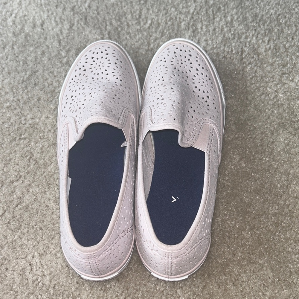 Women’s Sperry flats